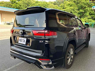 TOYOTA LAND CRUISER 2023