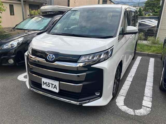 TOYOTA NOAH 2024