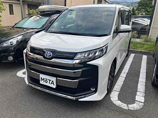 TOYOTA NOAH 2024