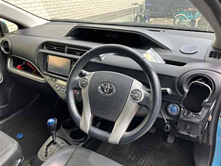 TOYOTA AQUA 2014