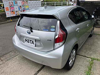 TOYOTA AQUA 2015