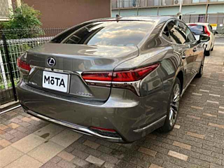 Заказать LEXUS LS