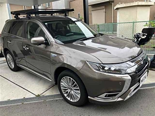 Заказать MITSUBISHI OUTLANDER PHEV