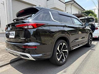 Заказать MITSUBISHI OUTLANDER PHEV