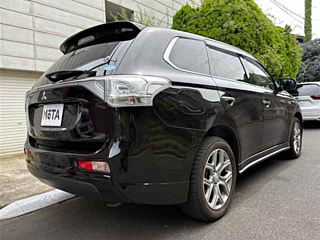 Заказать MITSUBISHI OUTLANDER PHEV