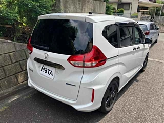 HONDA FREED 2023