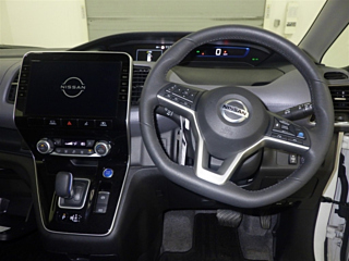NISSAN SERENA 2020