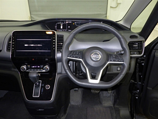 NISSAN SERENA 2020