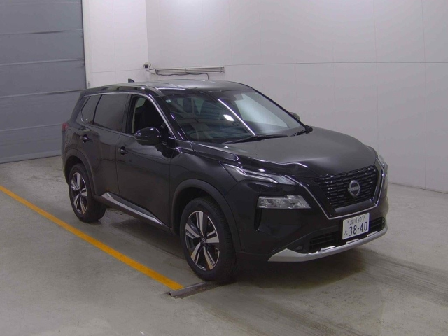 NISSAN X-TRAIL 2024