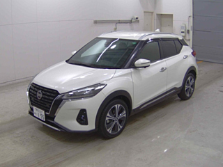 NISSAN KIX 2021