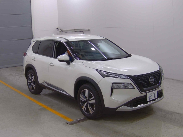 NISSAN X-TRAIL 2024