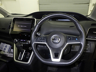 NISSAN SERENA 2016