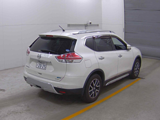 NISSAN X-TRAIL 2014