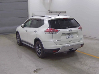 NISSAN X-TRAIL 2014