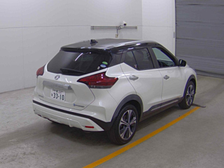 NISSAN KIX 2021