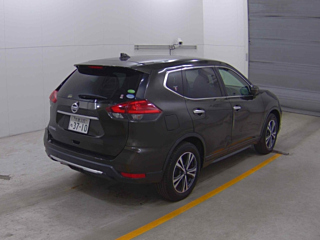 NISSAN X-TRAIL 2017