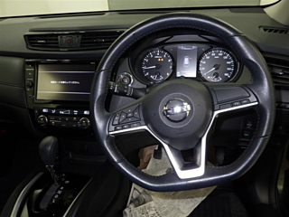 NISSAN X-TRAIL 2017