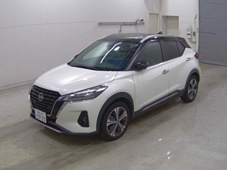 NISSAN KIX 2021