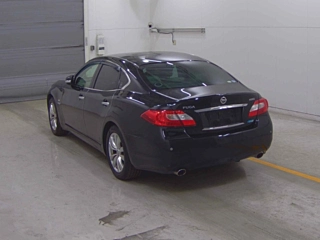 NISSAN FUGA 2011