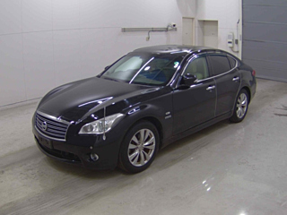 NISSAN FUGA 2011