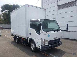 ISUZU ELF 2011
