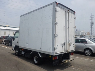 ISUZU ELF 2011