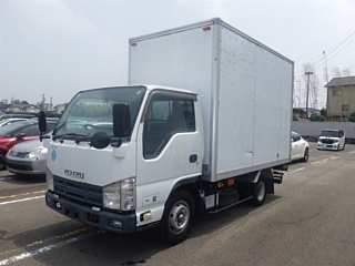 ISUZU ELF 2011