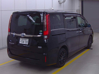 TOYOTA ESQUIRE 2017