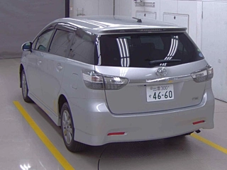 TOYOTA WISH 2014