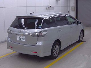 TOYOTA WISH 2014