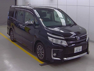 TOYOTA VOXY 2016