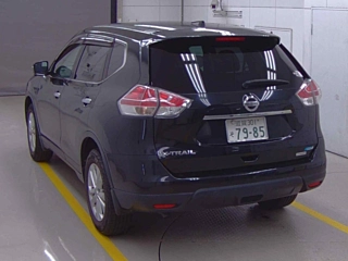 NISSAN X-TRAIL 2015