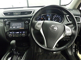 NISSAN X-TRAIL 2015