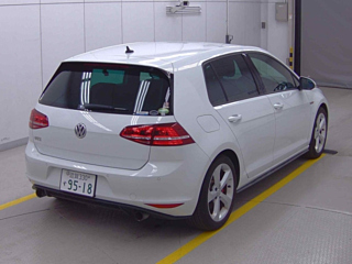 VOLKSWAGEN GOLF 2015