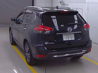 NISSAN X-TRAIL 2019
