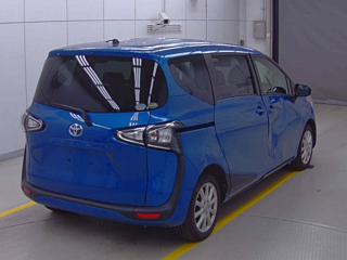 TOYOTA SIENTA 2018