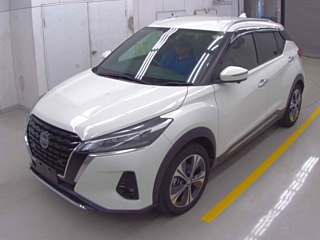 NISSAN KIX 2021
