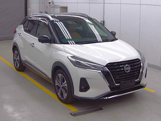 NISSAN KIX 2021