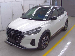 NISSAN KIX 2021