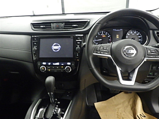NISSAN X-TRAIL 2018