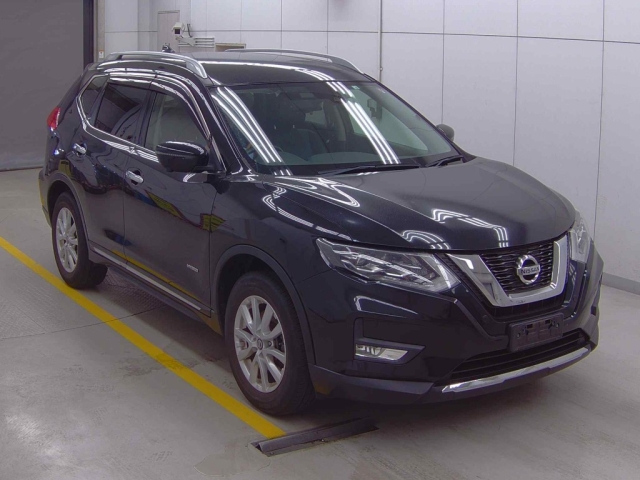 NISSAN X-TRAIL 2018