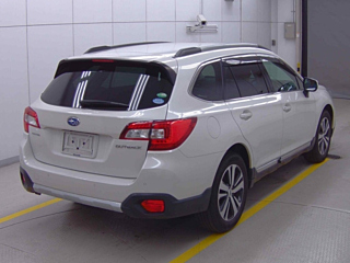 SUBARU LEGACY OUTBACK 2018