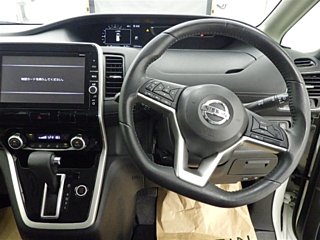NISSAN SERENA 2016