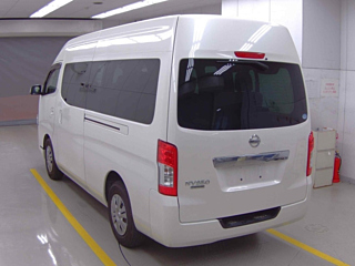 NISSAN CARAVAN 2017
