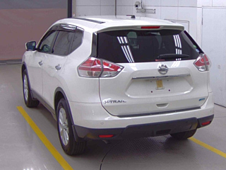 NISSAN X-TRAIL 2015