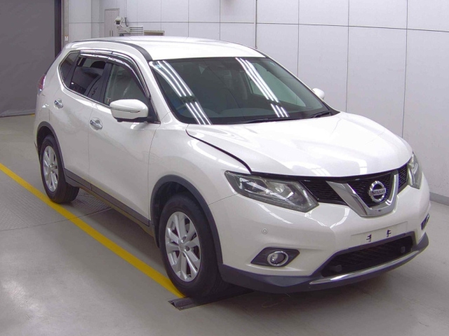 NISSAN X-TRAIL 2015