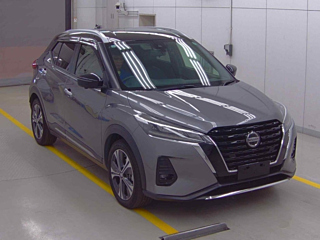 NISSAN KIX 2021