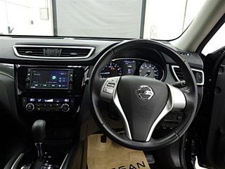 NISSAN X-TRAIL 2017