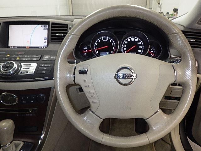 NISSAN FUGA 2008