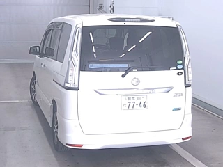NISSAN SERENA 2015